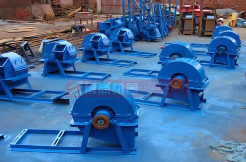 襄樊小型廢舊木材粉碎機視頻